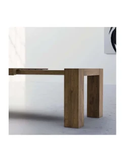 Mesa ext. Brooklyn | Devina Nais