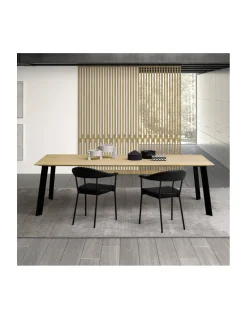 Mesa Manhattan | Devina Nais