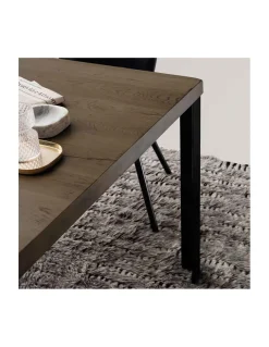 Mesa Wood | Devina Nais