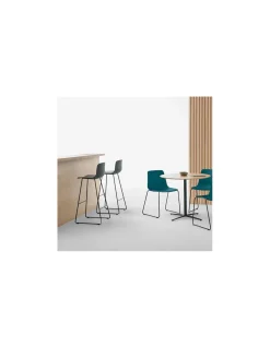 Taburete Varya trineo | INCLASS